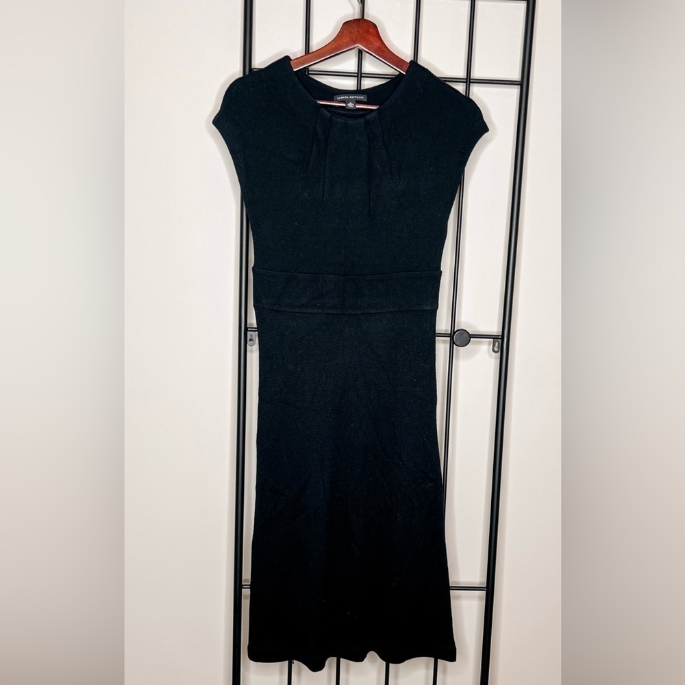 Banana Republic Wool Blend Classic Lady Dress Sz 4